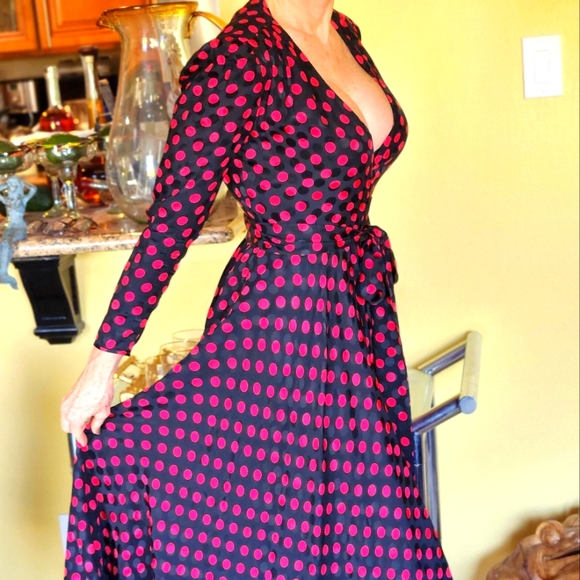 Albert Nipon Silk Dress Red Polkadot - Picture 13 of 13